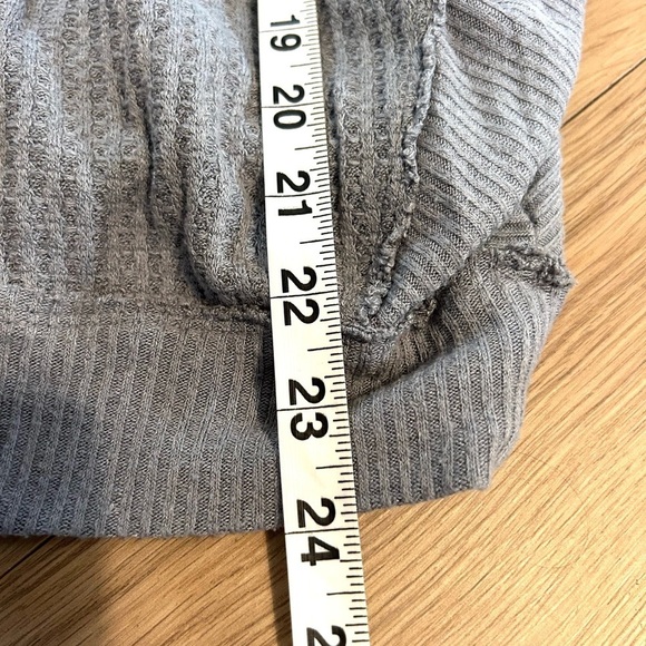 Free People We The Free Women's Santa Clara Thermal Top Light Gray Small - Picture 6 of 6